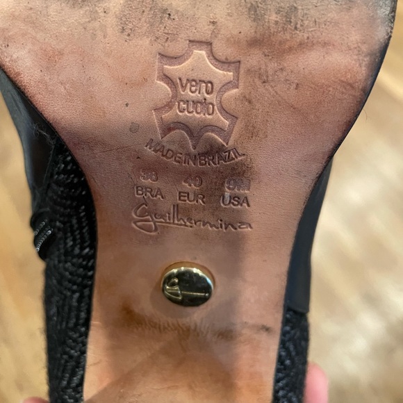 Guilhermina Women’s Black Leather/Wool heeled boots (40EU-9M US) - super chic! - Picture 6 of 7